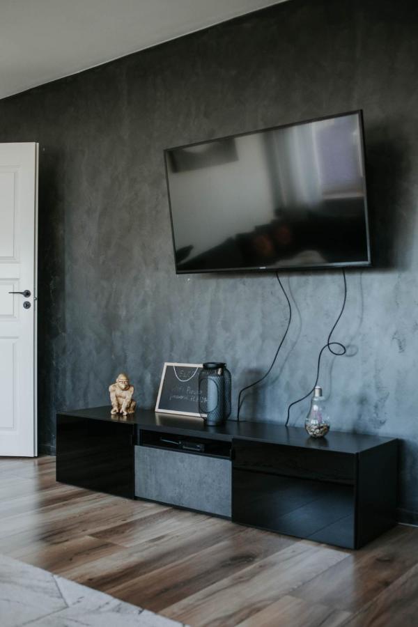 ויליאנדי Pinska Guesthouse Cozy Apartment מראה חיצוני תמונה